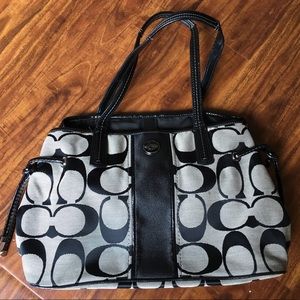 ⚡️SALE⚡️Genuine Coach shoulder bag/tote